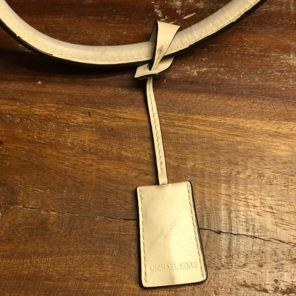 Micheal Kors Jet Set Addition Medium Satchel- used - Picture 5 of 8